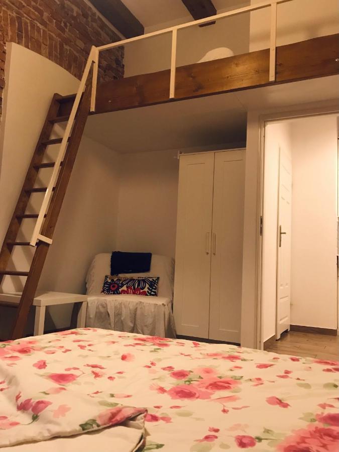 Planty Hostel Krakow Bagian luar foto