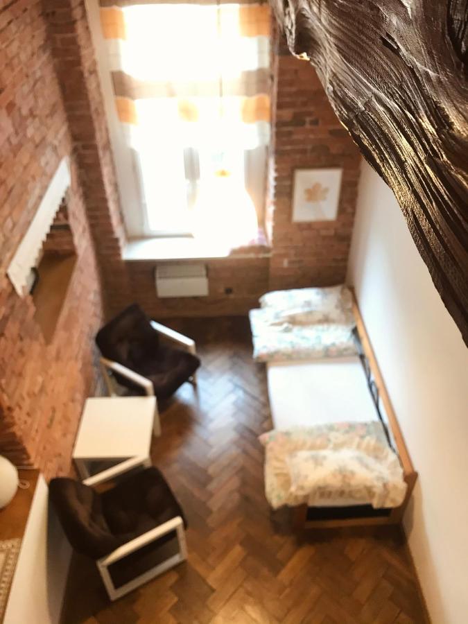 Planty Hostel Krakow Bagian luar foto